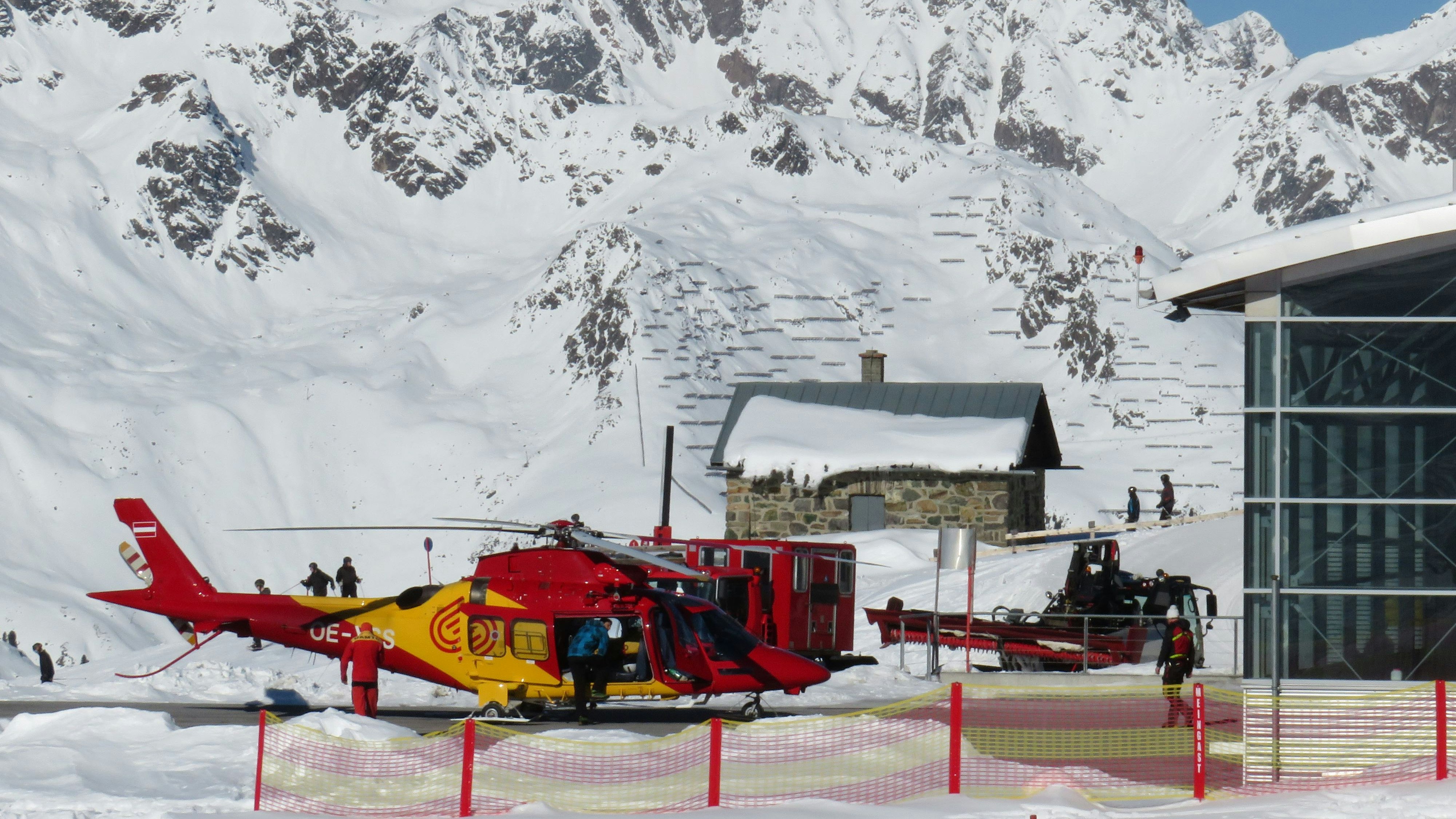 Das Mädchen musste mit dem Rettungshubschrauber abtransportiert werden. Archivbild. 