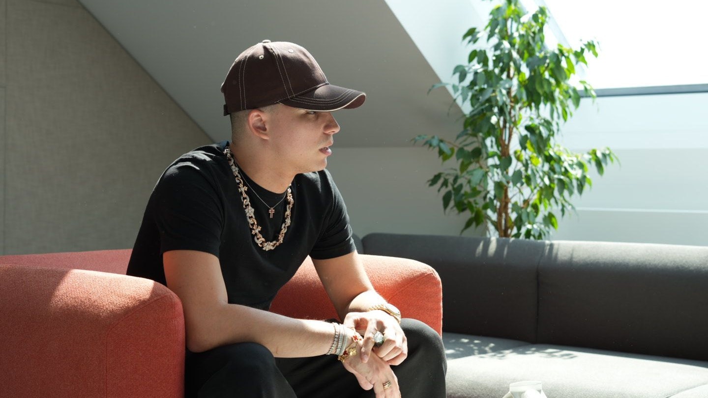 Heute.at - Fans in Sorge! Balkan-Rapper Voyage deutet Ende an