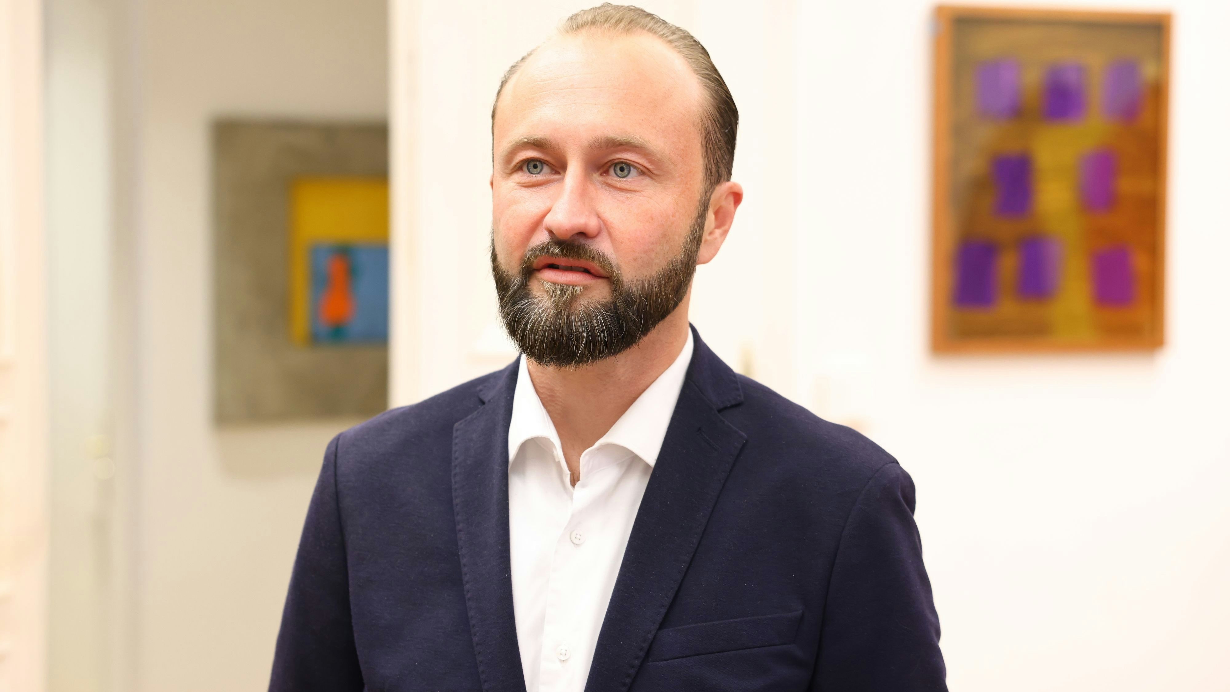 SPÖ-Steiermark-Chef Max Lercher will, dass der Schutz junger Mädchen über "falsch verstandener Toleranz" steht.