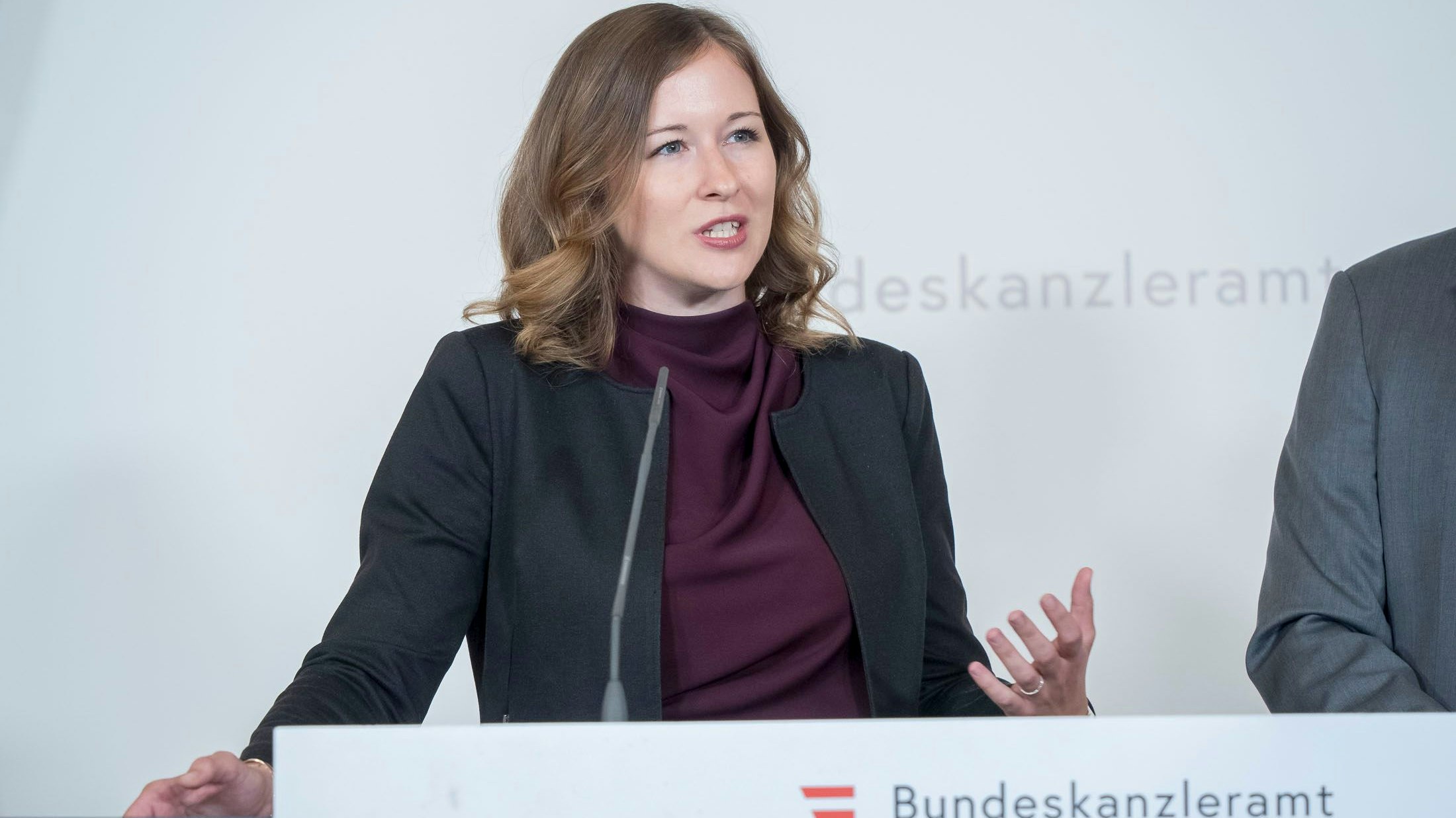 Heute.at - Kopftuchverbot – Koalitionskrach um Verfassungsgesetz