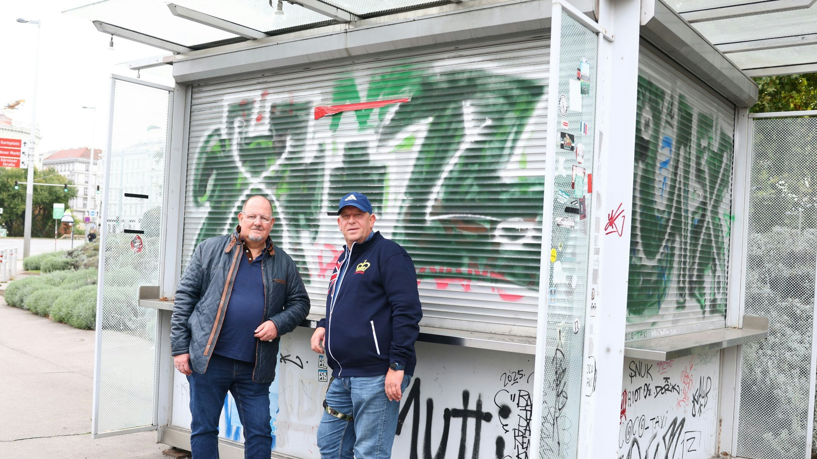 Heute.at - 60 Jahre Kult! Wiener Würstelstand sucht Nachfolger