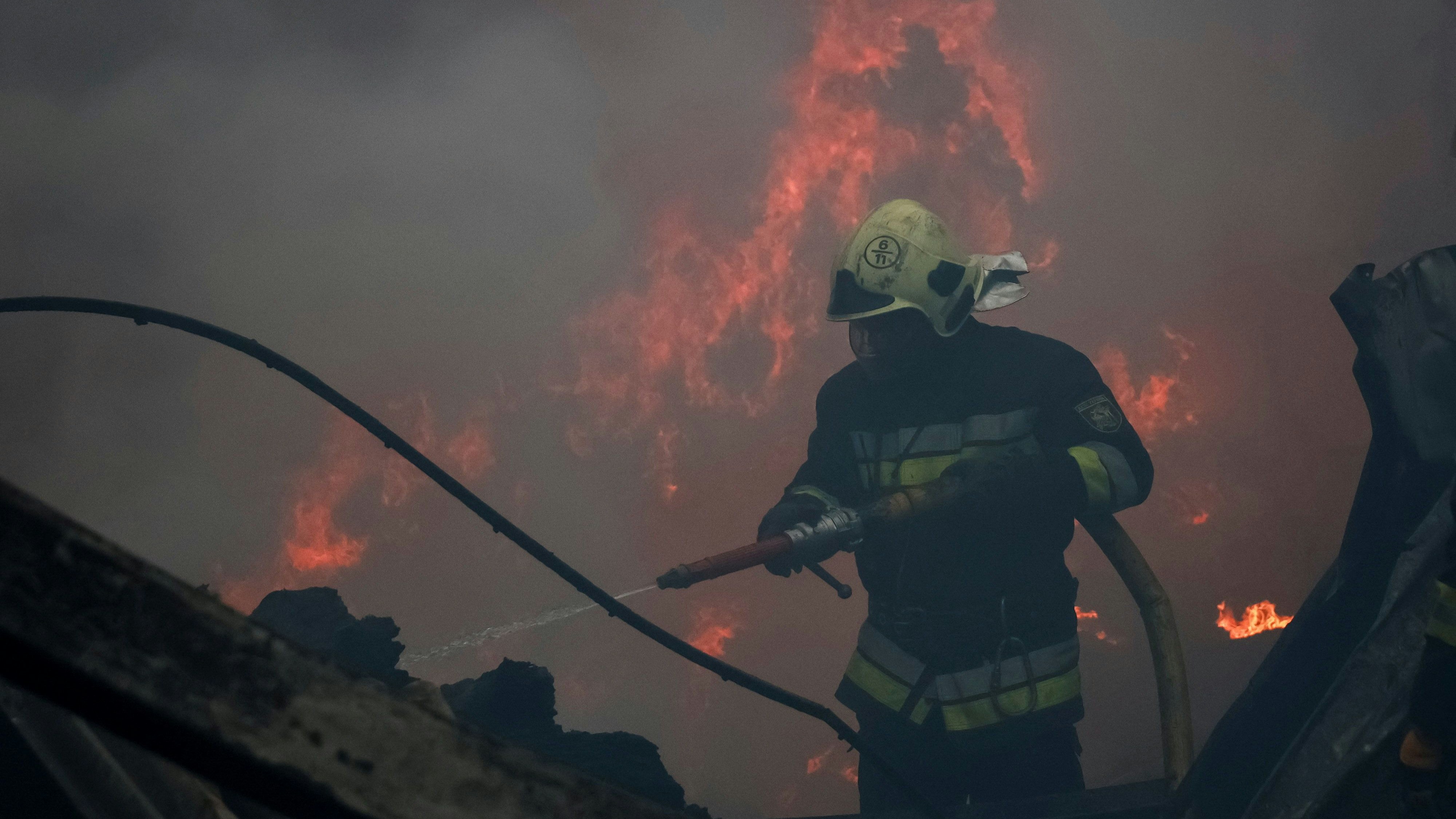 Bei russischen Drohnenangriffen auf die Ukraine kamen vier Menschen ums Leben. (Symbolbild)