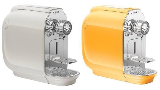 "Kahawa" heißt die erste Kapselmaschine von AFRO COFFEE. Das österreichische Unternehmen macht damit den nächsten Step in seiner Geschichte.