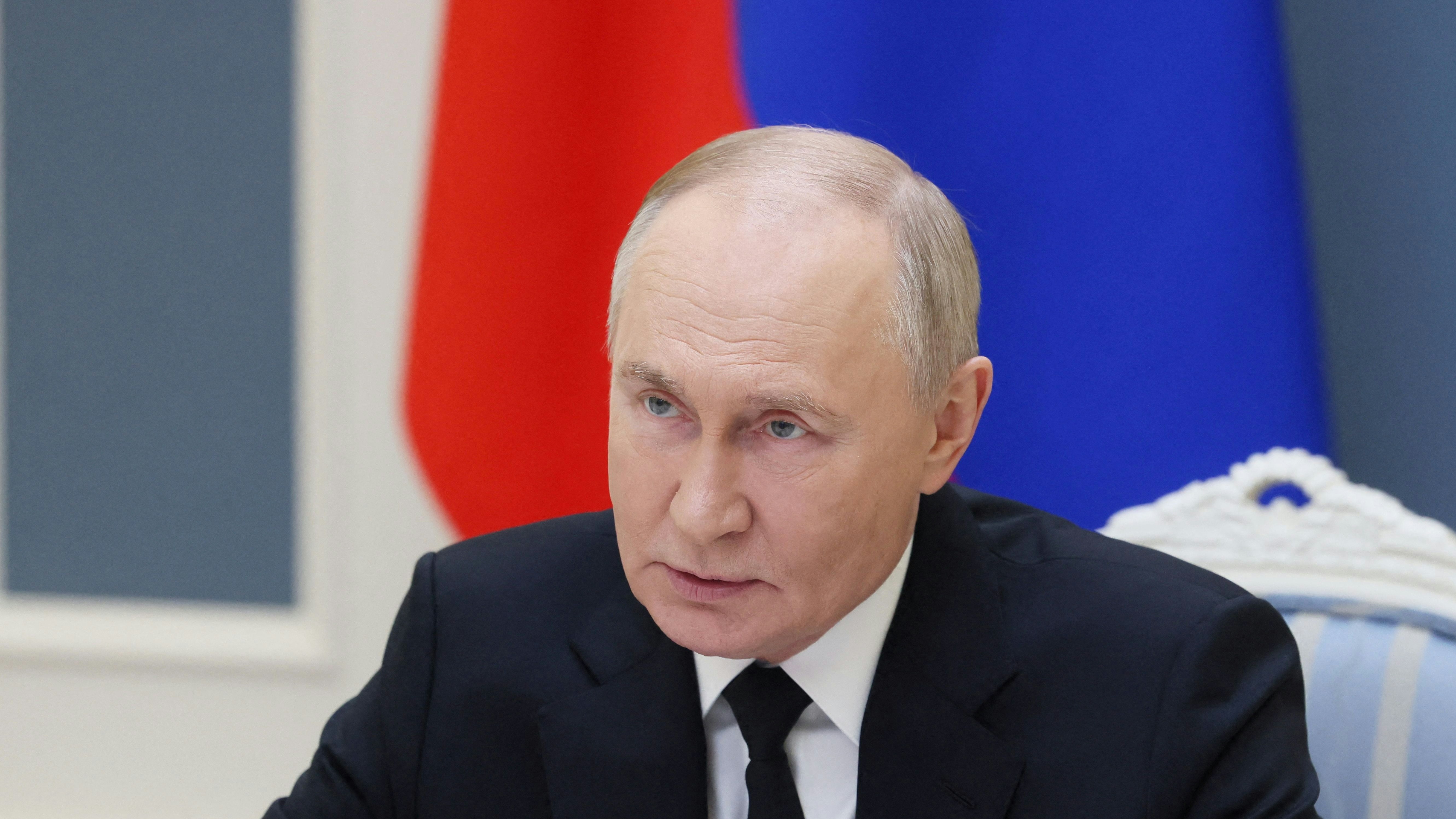 Heute.at - Russland hält Manöver mit Atomwaffen ab