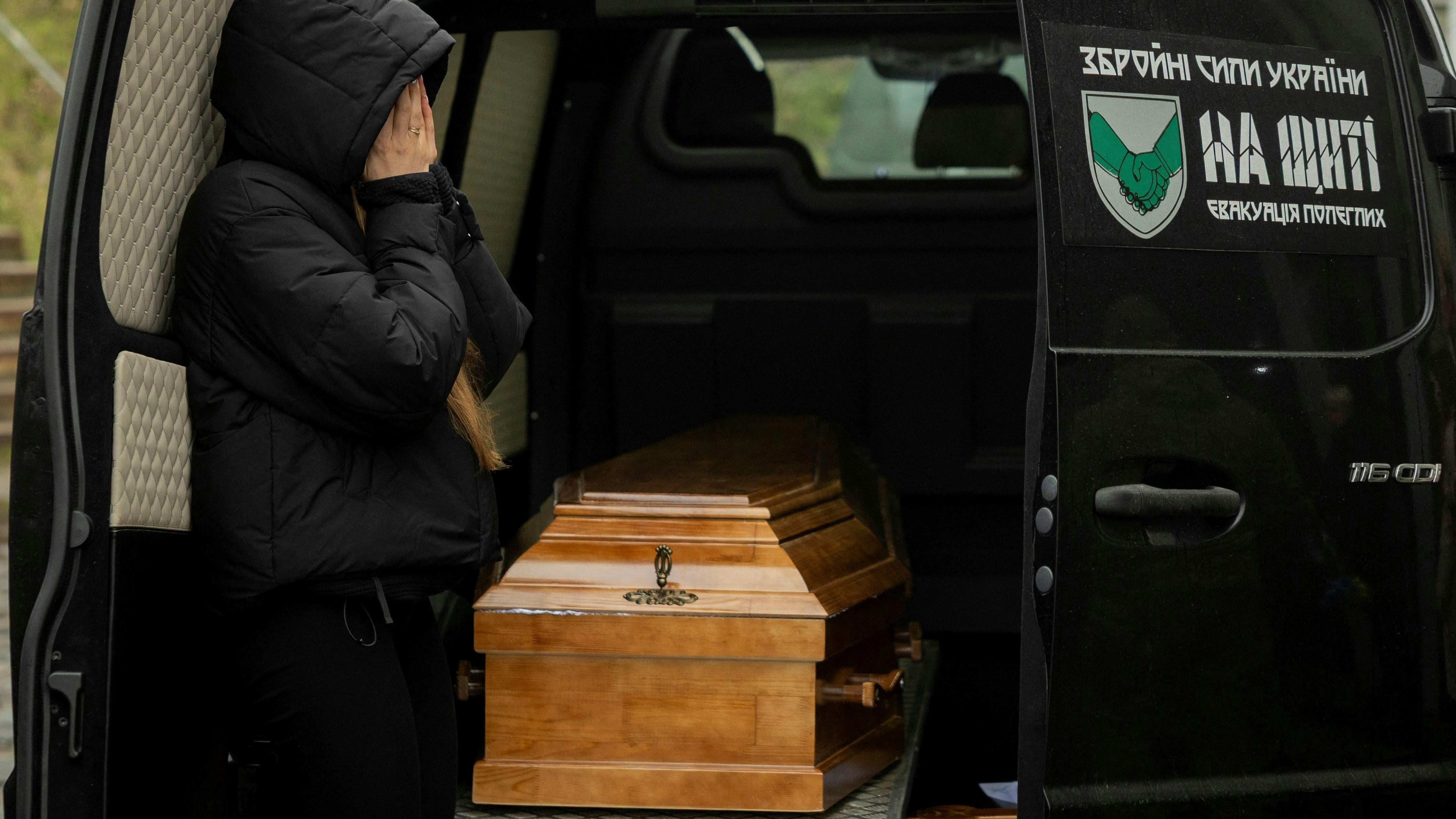 Heute.at - Russland übergibt weitere tausend Leichen an Ukraine