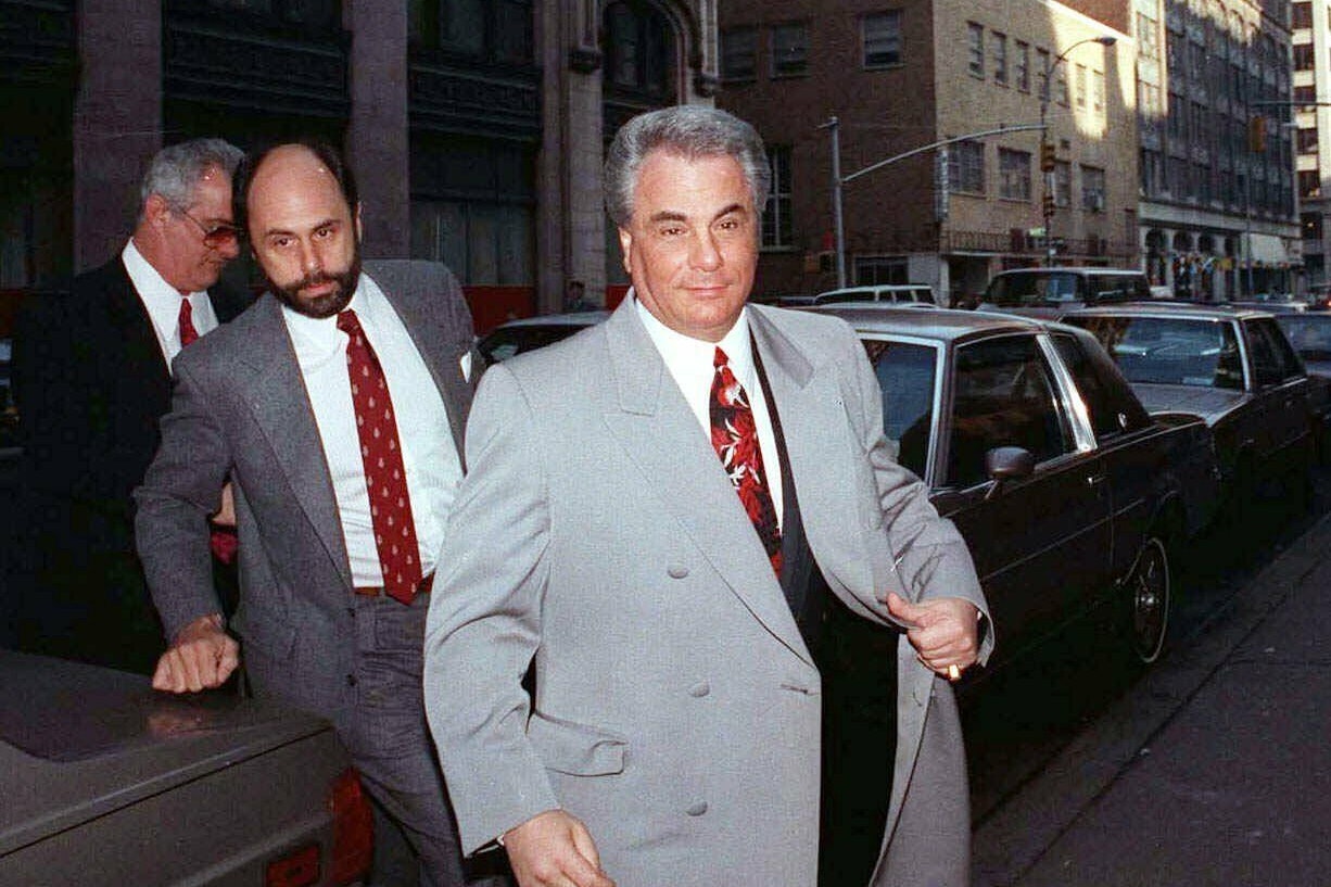 Der New Yorker Mafiaboss John Gotti war bis zu seiner Verurteilung 1992 der Kopf der mächtigen Gambino-Familie und der bekannteste Mafiosi der USA. Mitglieder des Gqmbino-Clans wurden im Zuge der Ermittlungen des FBI jetzt festgenommen