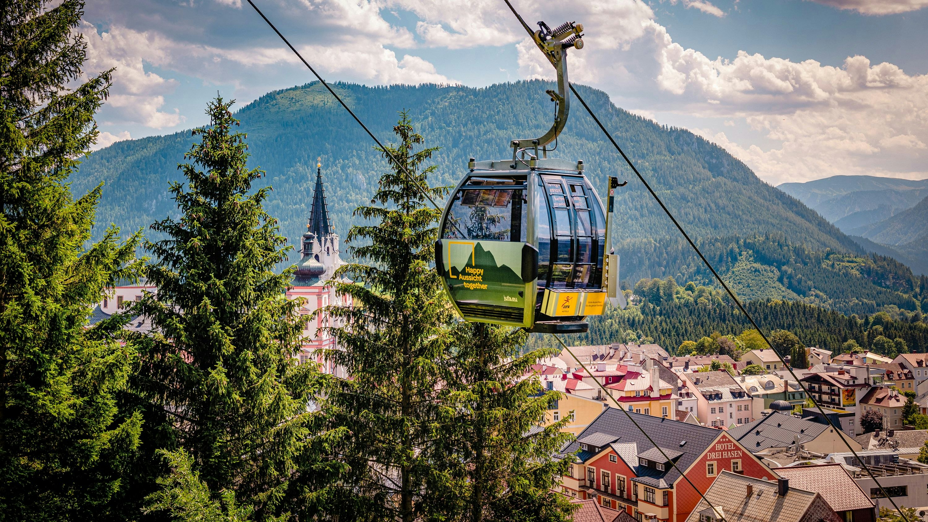 Heute.at - Wiener übernehmen Bürgeralpe in Mariazell