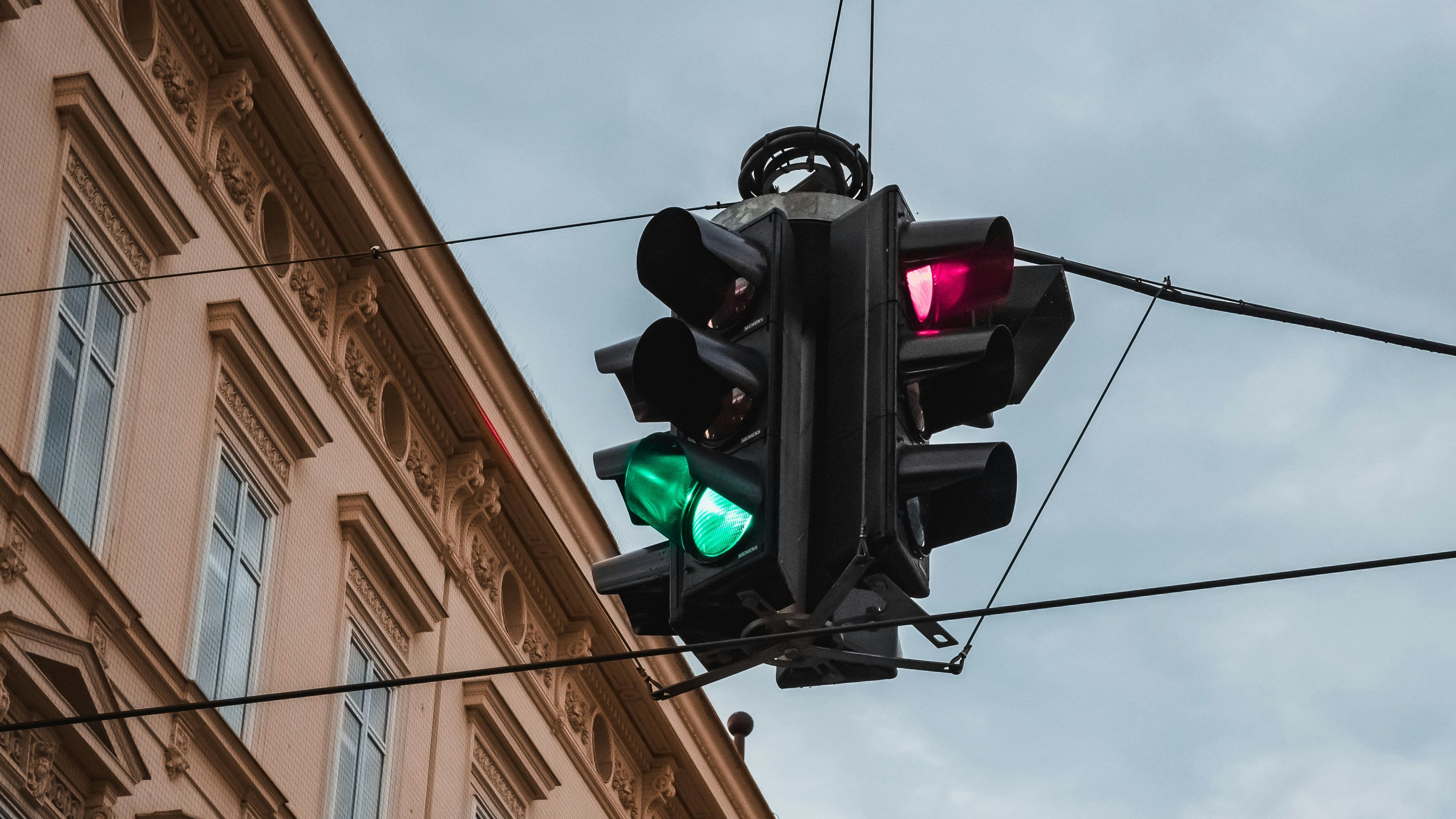 Heute.at - Vier statt drei Ampelfarben – Darum ist das jetzt Thema
