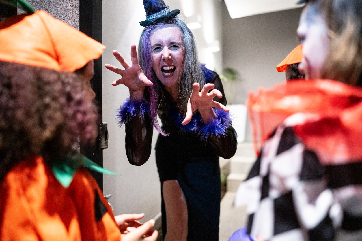 Heute.at - Als Grusel-Clown zur Arbeit? Experten sagen, was geht