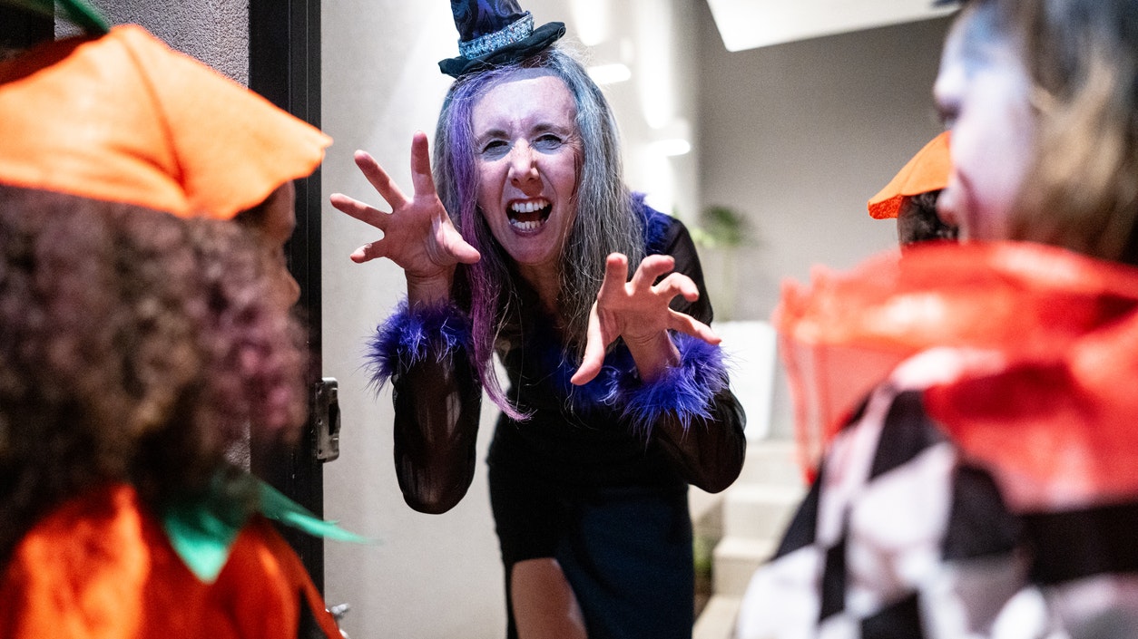 Heute.at - Als Grusel-Clown zur Arbeit? Experten sagen, was geht