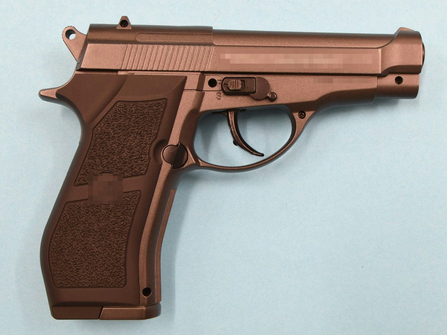 Die Tatwaffe konnte sichergestellt werden.