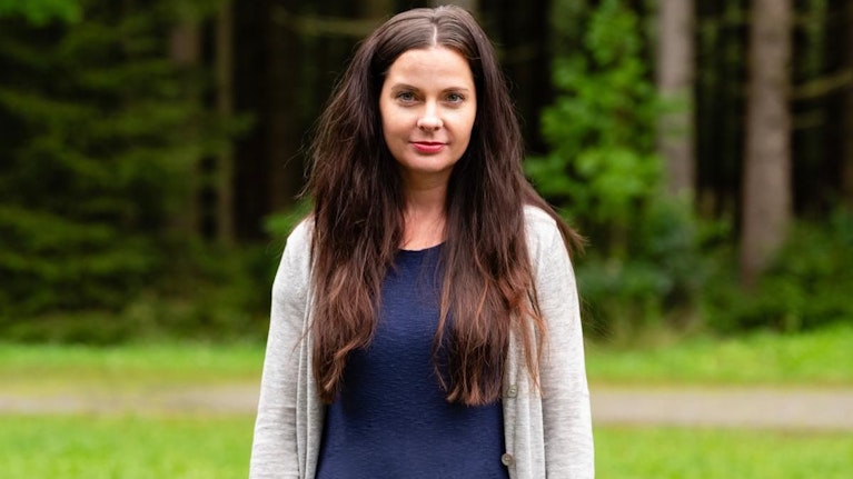 Die Publizistin Veronika Bohrn Mena erhielt ein beängstigendes Mail, gespickt mit sexuellen Drohungen und pornografischen Bildern. Sie zeigte den Fall an – und nichts geschah. Obwohl der Täter seine Identität offenbar nicht einmal verschleiert hat. Die Hintergründe.