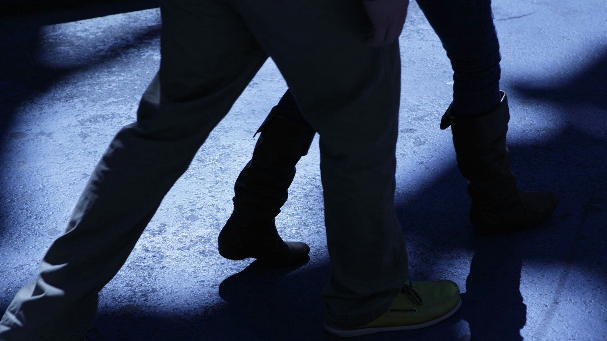 Heute.at - Raubversuch! Brutales Duo prügelt auf 13-Jährigen ein