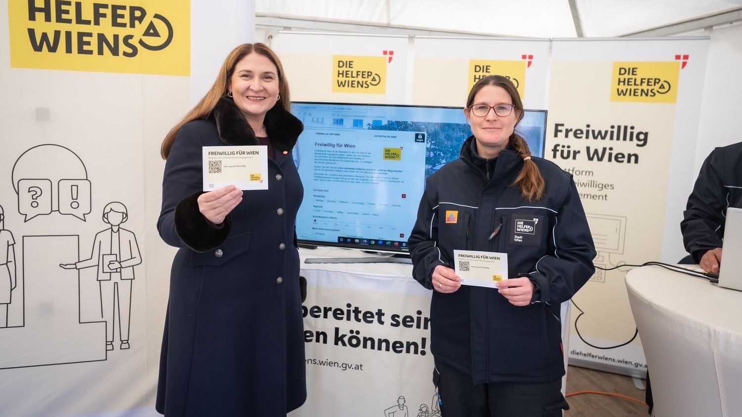 Heute.at - Sicherheitsfest in Wien – Novak ehrt Einsatzkräfte