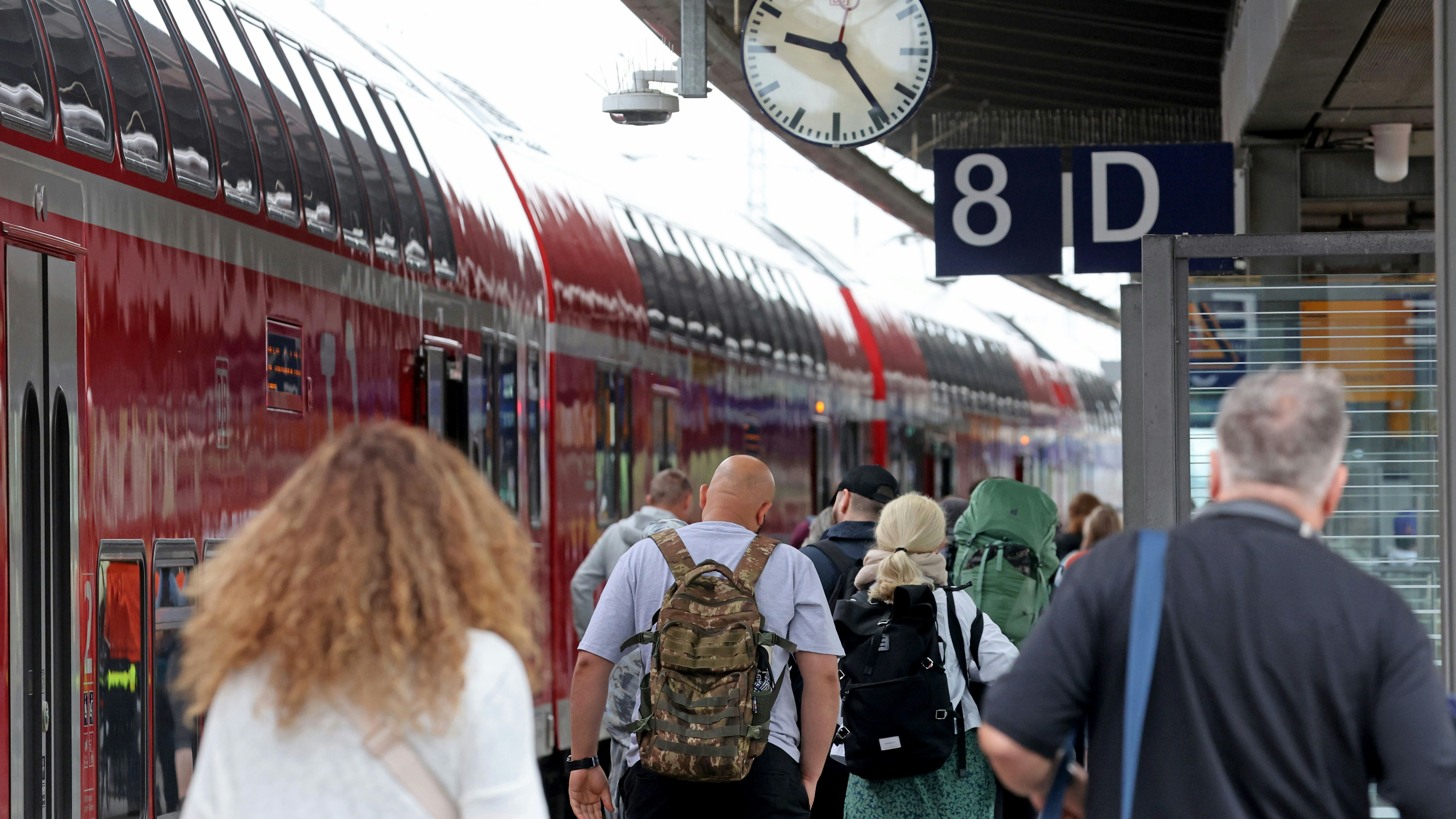 Heute.at - Sex-Abenteuer in Fotobox am Hauptbahnhof endet bitter