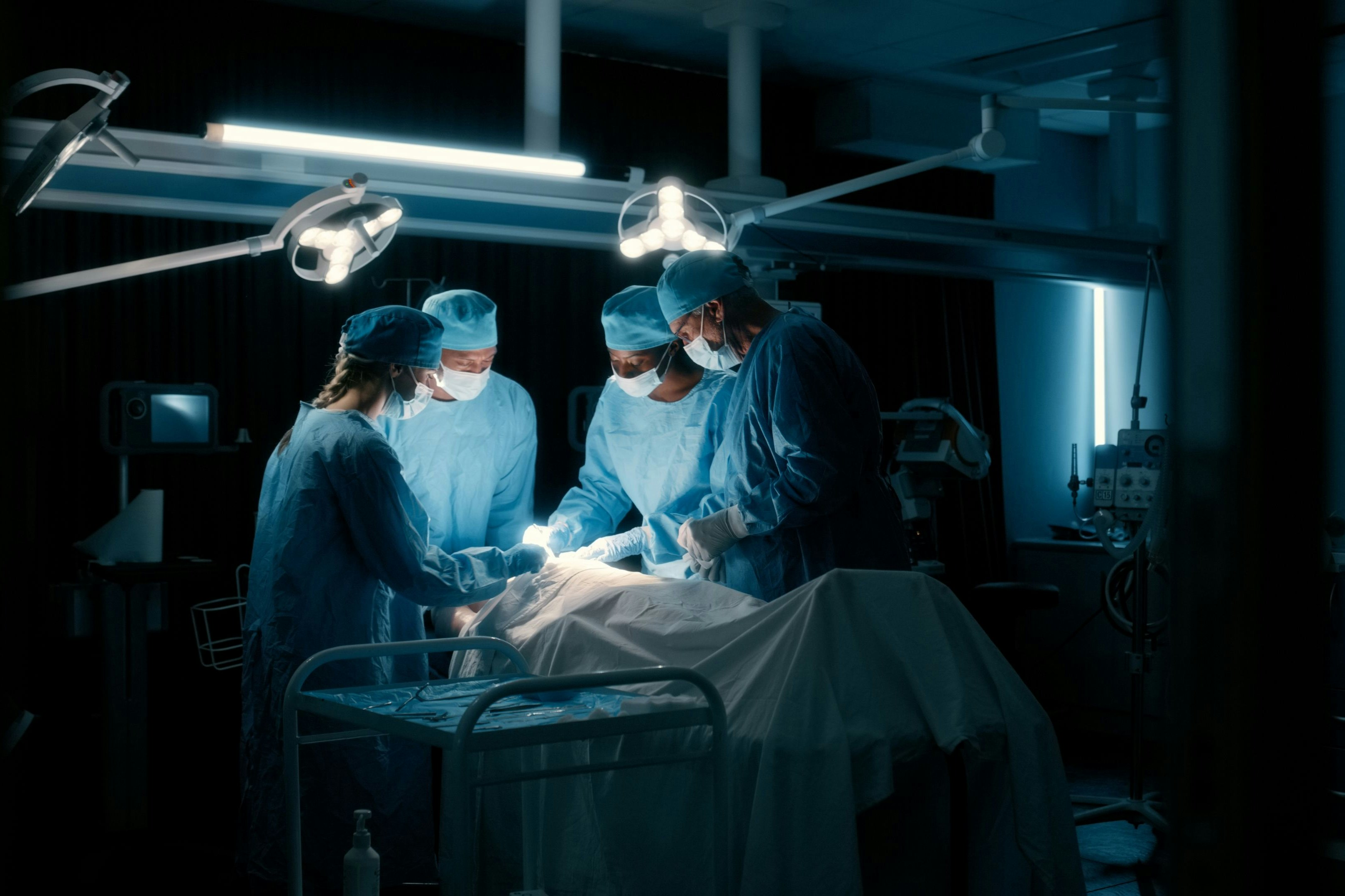 Operationen nach einem Aorten-Einriss erfordern hochspezialisierte Teams – nur neun Spitäler in Österreich führen solche Eingriffe durch