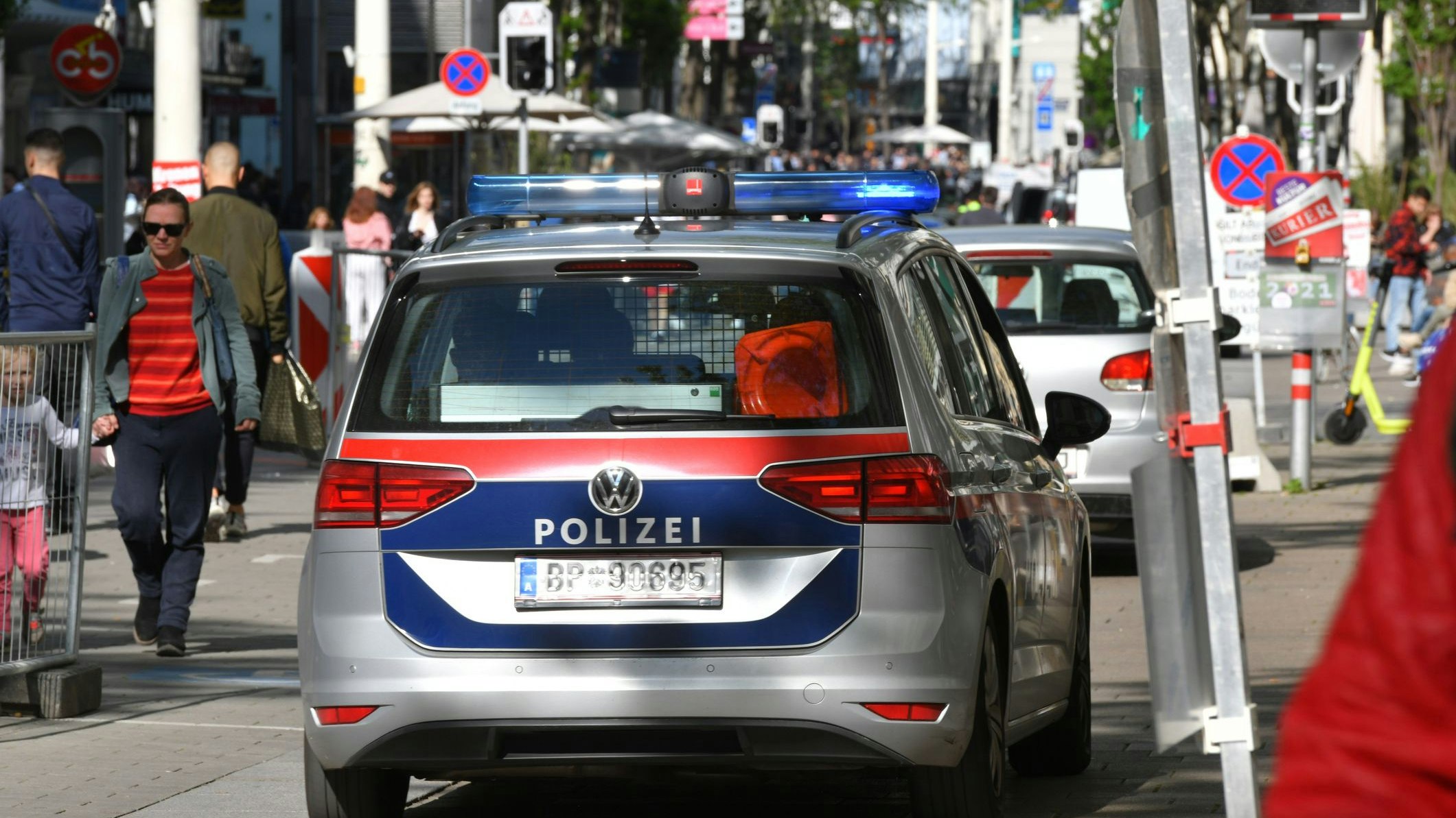Heute.at - Pärchen prügelt mit 1,2 Promille aufeinander ein