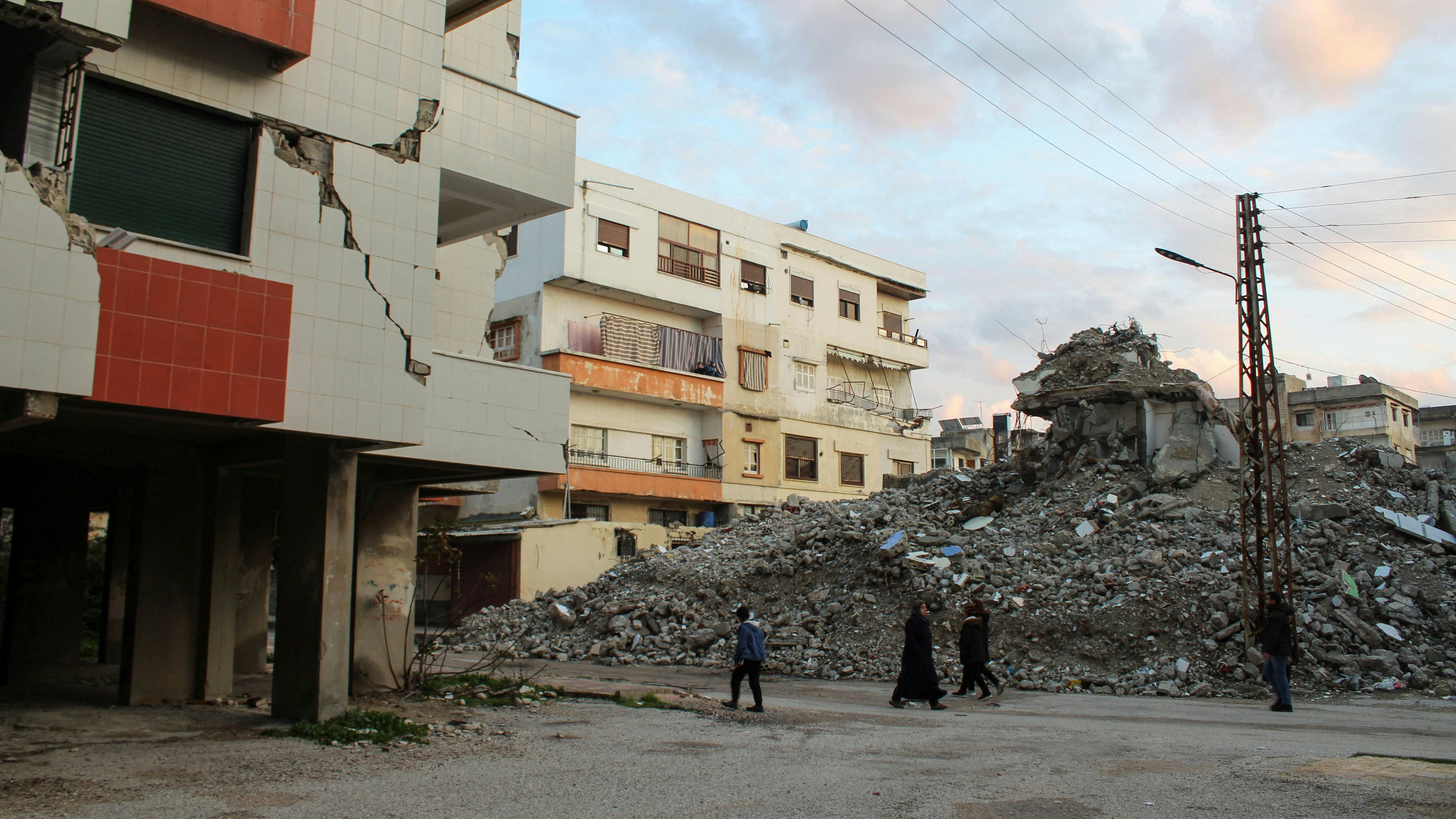 Heute.at - Erdbeben der Stärke 6,1 erschüttert Westtürkei